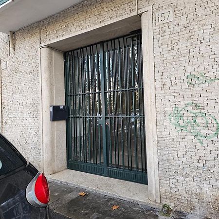ローマAttico Per Quattro Persone Sulla Nomentana, Wi-Fi, Aria Condizionataアパートメント エクステリア 写真