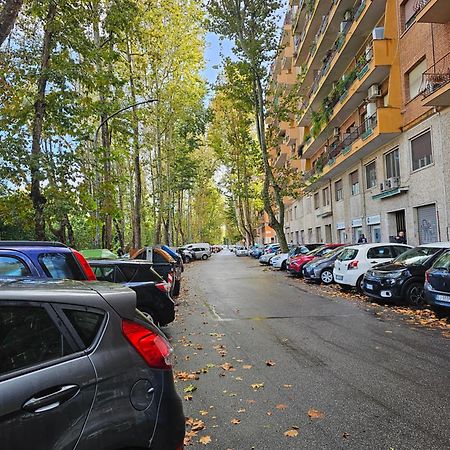 ローマAttico Per Quattro Persone Sulla Nomentana, Wi-Fi, Aria Condizionataアパートメント エクステリア 写真